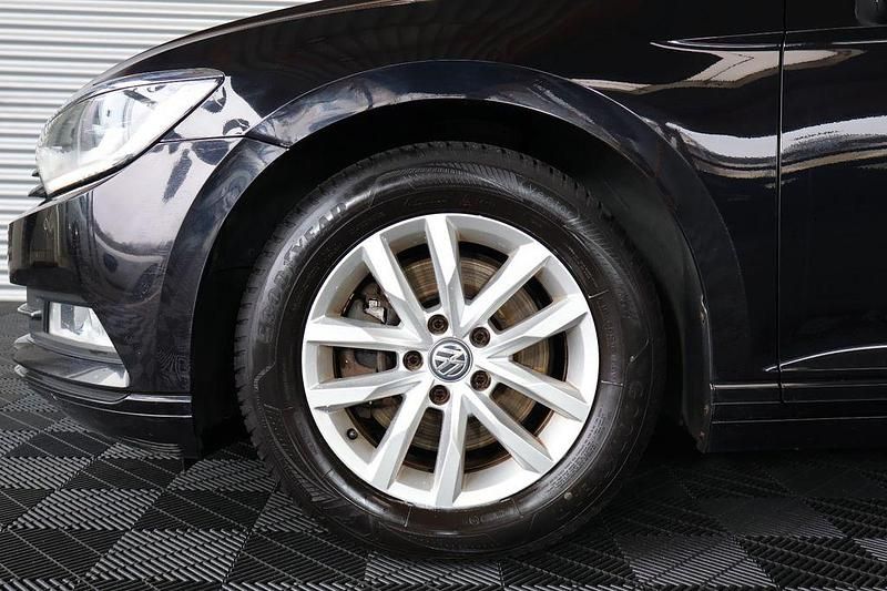 Gebraucht VW Passat Comfortline 190 PS (139 kW) 2016 Schwarz Kombi