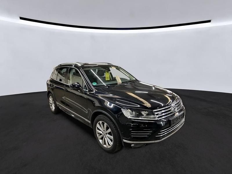 Używany VW Touareg Executive 262 KM (192 kW) 2017 Czarny SUV