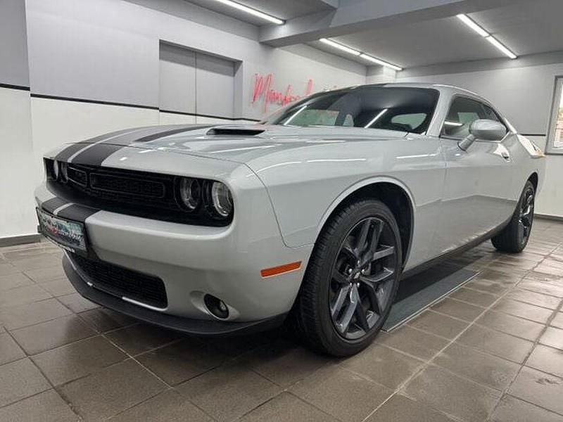 Silber Gebraucht 2023 Dodge Challenger SXT Coupé | 33.990 € (Superpreis) - Bild 1/4