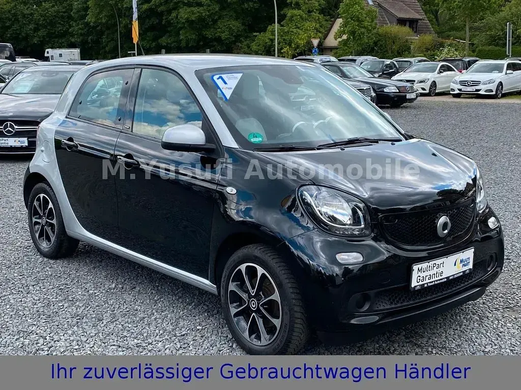 Gebraucht Smart ForFour 71 PS (52 kW) 2015 Schwarz Kleinwagen
