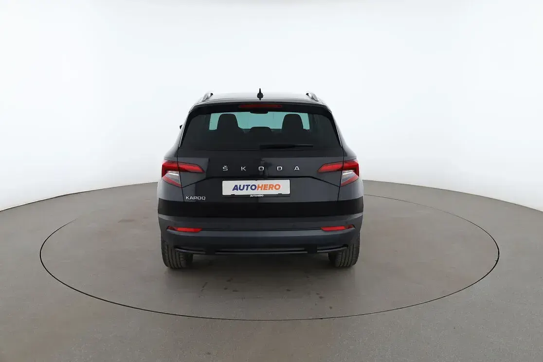Gebraucht Skoda Karoq Drive 150 PS (110 kW) 2021 Schwarz SUV
