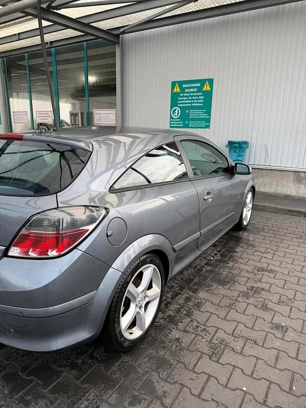 Gebraucht Opel Astra GTC 170 PS (125 kW) 2006 Grau Coupé