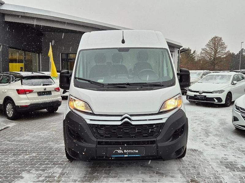 Gebraucht Citroën Jumper Start 140 PS (102 kW) 2024 Lackierung weiss icy/deckende lackierung Van / Kleinbus
