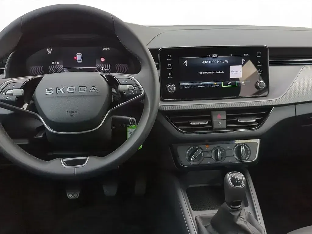 Usata Skoda Scala Essence 95 CV (69 kW) 2025 Grigio Utilitaria