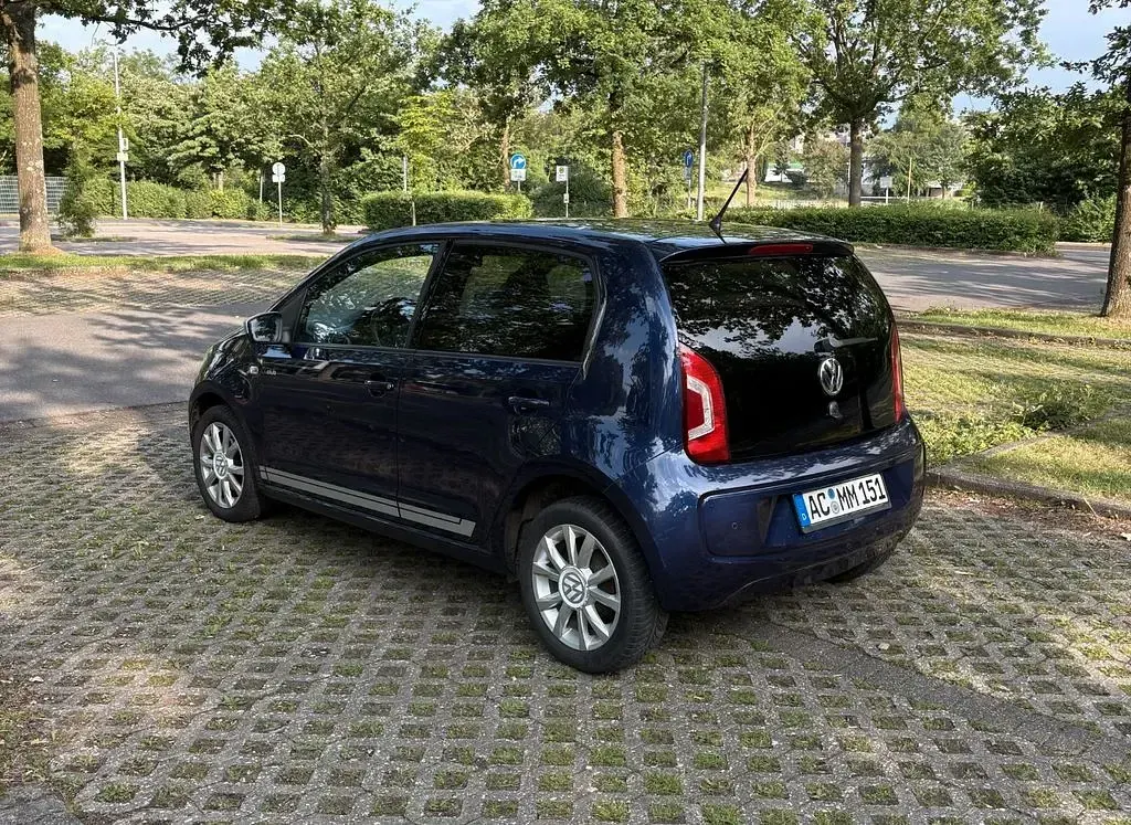 Gebraucht VW up! CLUB 75 PS (55 kW) 2015 Blau Kleinwagen