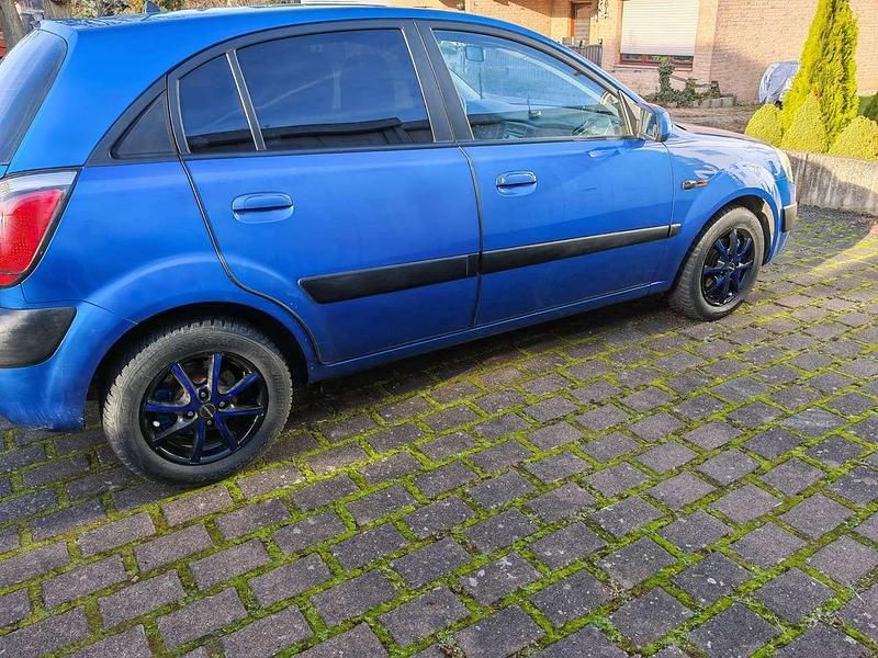 Gebraucht Kia Rio EX 97 PS (71 kW) 2006 Limousine