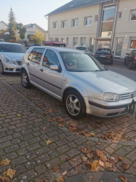 Gebraucht 2000 VW Golf IV Limousine | 2.600 € (Fairer Preis) - Bild 1/2