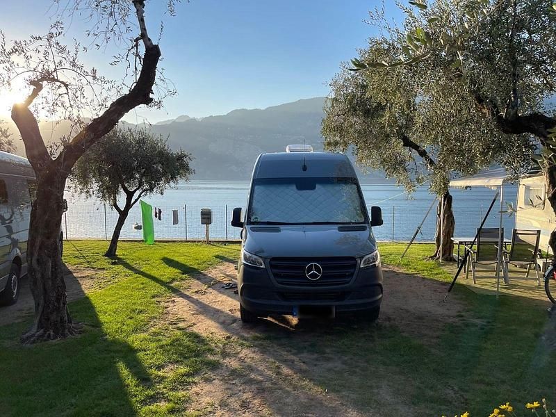 Gebraucht Mercedes Sprinter 190 PS (139 kW) 2021 Blau Van