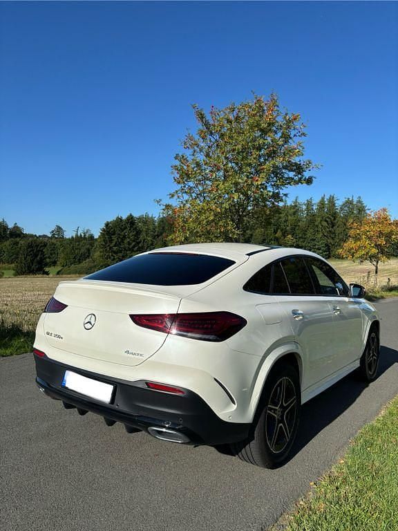 Weiß Gebraucht 2022 Mercedes GLE350 Coupé | 67.000 € (Guter Preis) - Bild 1/4