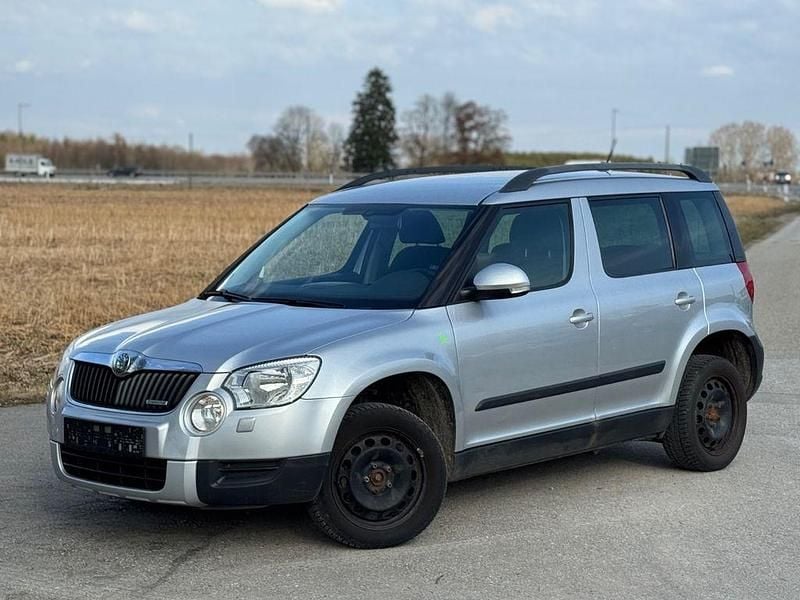Gebraucht Skoda Yeti GreenLine 105 PS (77 kW) 2011 Silber SUV