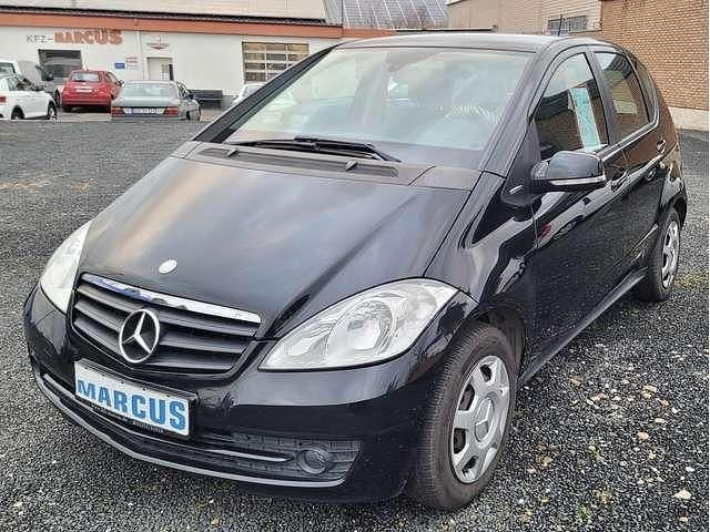 Kosmosschwarz metalliclack Gebraucht 2011 Mercedes A160 Kleinwagen | 3.400 € (Guter Preis) - Bild 1/4