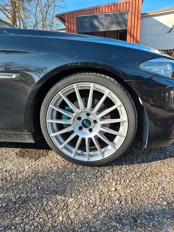 Second-hand BMW 520 184 CP (135 kW) 2013 Negru Break