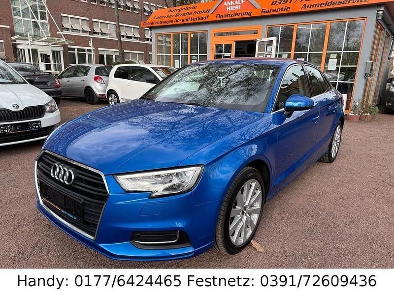 Blau Gebraucht 2018 Audi A3 Sport Limousine | 16.990 € (Fairer Preis) - Bild 1/4