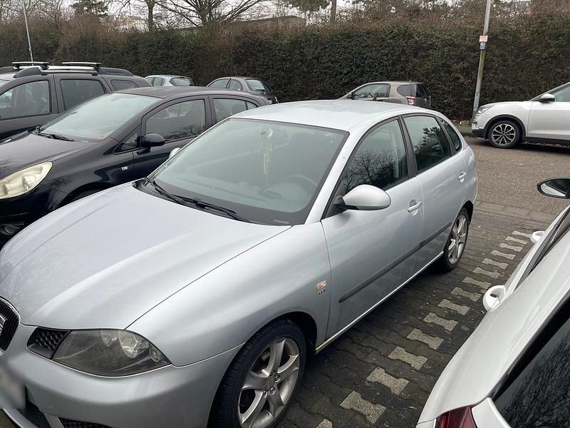 Gebraucht Seat Ibiza 110 PS (80 kW) 2008 Silber Limousine