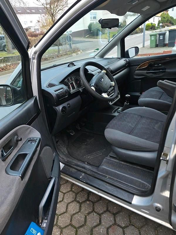 Gebraucht Ford Galaxy Finesse 116 PS (85 kW) 2003 Grau Van / Kleinbus