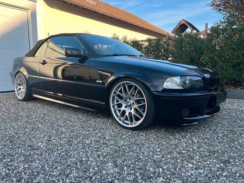 Gebraucht BMW 330 Cabriolet M Sport 231 PS (169 kW) 2002 Schwarz Cabrio