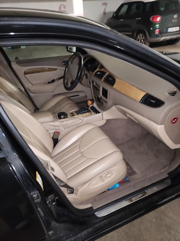 Schwarz Gebraucht 2001 Jaguar S-Type Executive Limousine | 1.100 € (Superpreis) - Bild 1/4
