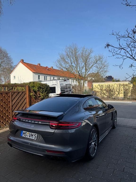 Gebraucht Porsche Panamera 4S Chrono 421 PS (309 kW) 2017 Grau Limousine