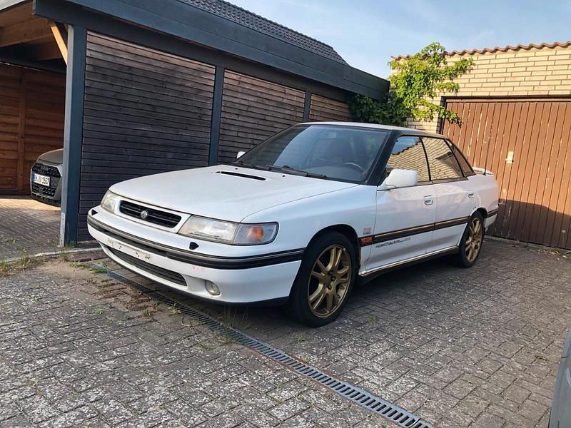 Weiß Gebraucht 1992 Subaru Legacy Limousine | 9.500 € - Bild 1/4