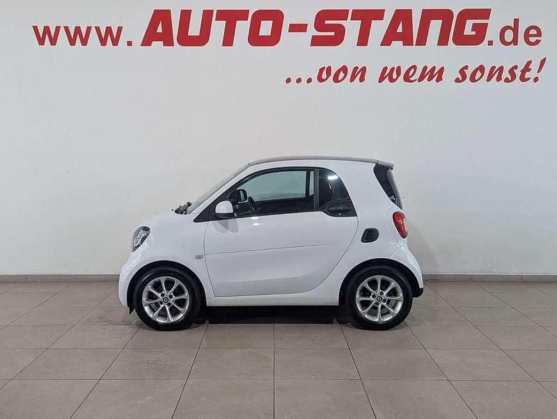 Gebraucht Smart ForTwo Coupé 71 PS (52 kW) 2016 Weiß Kleinwagen