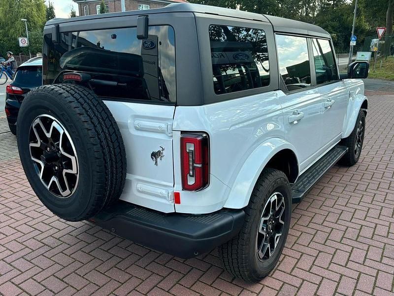Gebraucht Ford Bronco Outer Banks 334 PS (245 kW) 2024 Weiß SUV