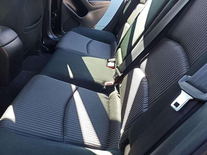 Gebraucht Mazda 3 Center-Line 120 PS (88 kW) 2015 Braun Limousine