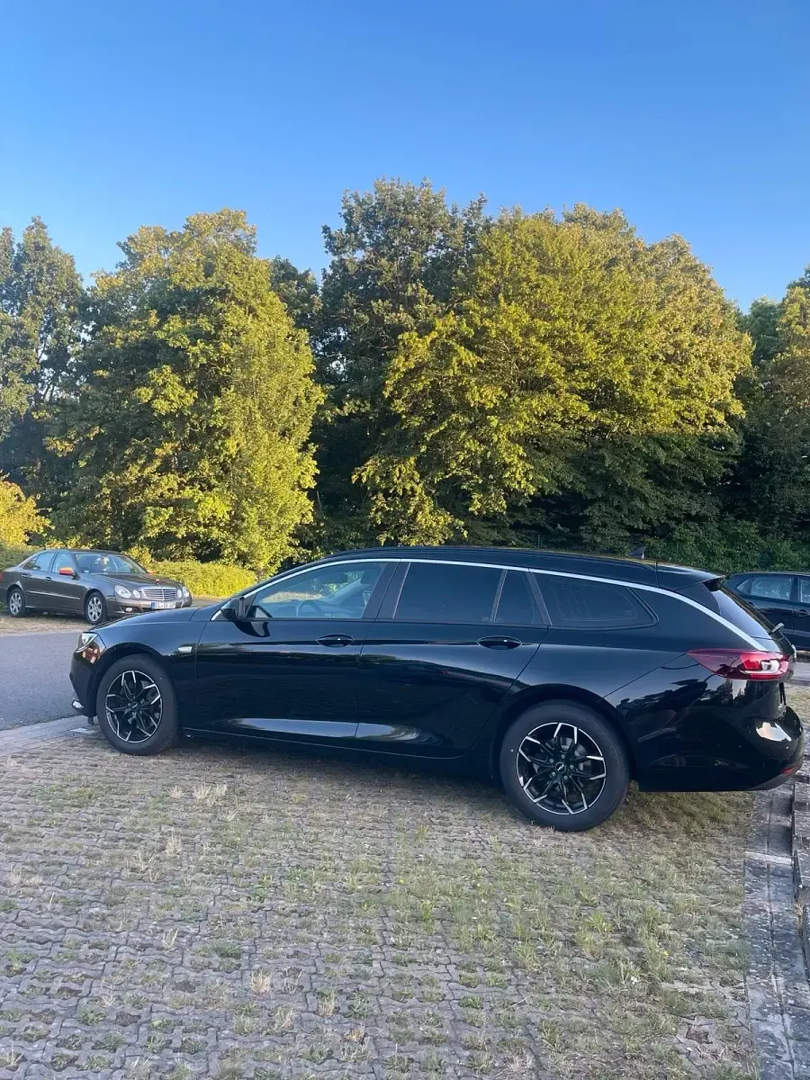 Gebraucht Opel Insignia Business 170 PS (125 kW) 2018 Schwarz Kombi