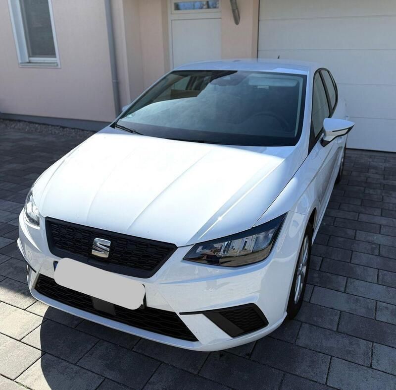 Weiß Gebraucht 2024 Seat Ibiza Style Kleinwagen | 15.990 € (Guter Preis) - Bild 1/4