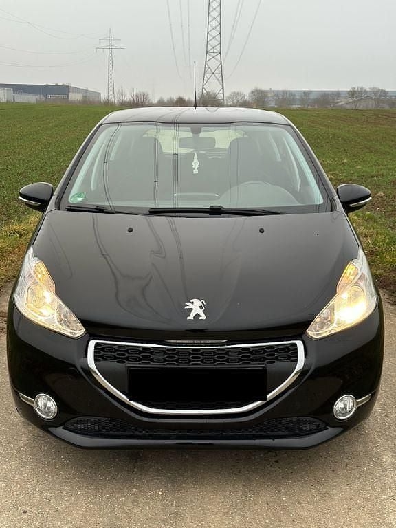 Gebraucht Peugeot 208 82 PS (60 kW) 2012 Schwarz Kleinwagen