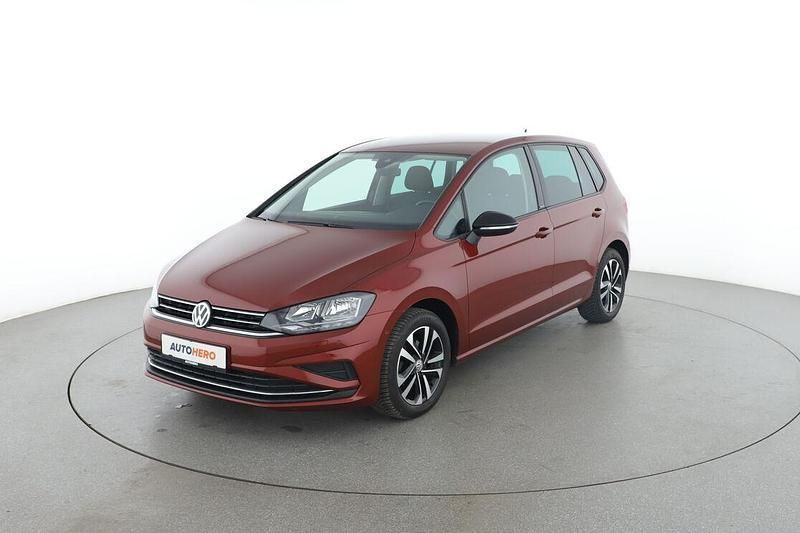Rot Gebraucht 2019 VW Golf Sportsvan IQ Drive Van / Kleinbus | 17.010 € (Fairer Preis) - Bild 1/3