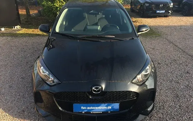 Neu Mazda 2 Center-Line 116 PS (85 kW) 2026 Schwarz Kleinwagen