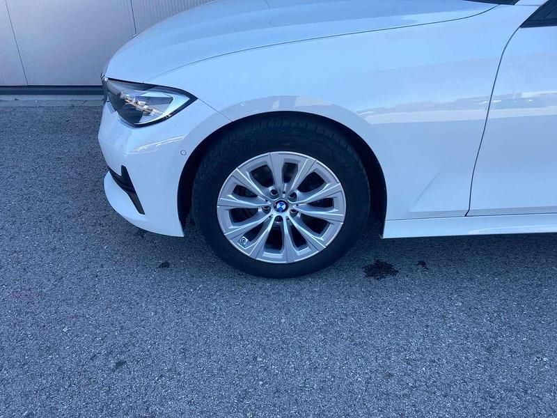 Gebraucht BMW 320 184 PS (135 kW) 2022 Alpinweiss iii Kombi