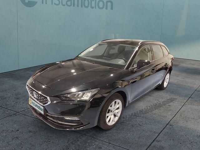 Schwarz Gebraucht 2021 Seat Leon Style Van / Kleinbus | 21.780 € (Fairer Preis) - Bild 1/2