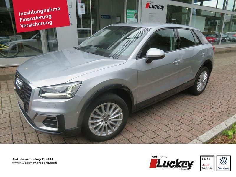 Silber Gebraucht 2019 Audi Q2 Design SUV | 16.290 € (Guter Preis) - Bild 1/4
