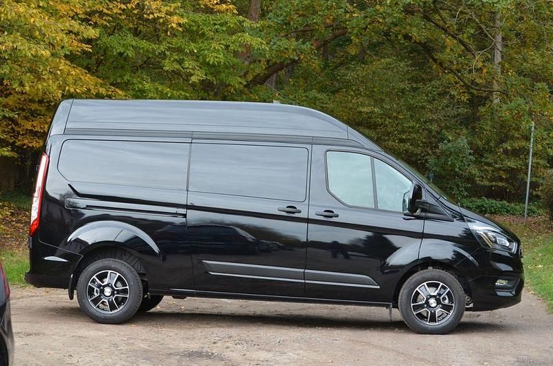 Gebraucht Ford Transit 131 PS (96 kW) 2020 Schwarz Van / Kleinbus