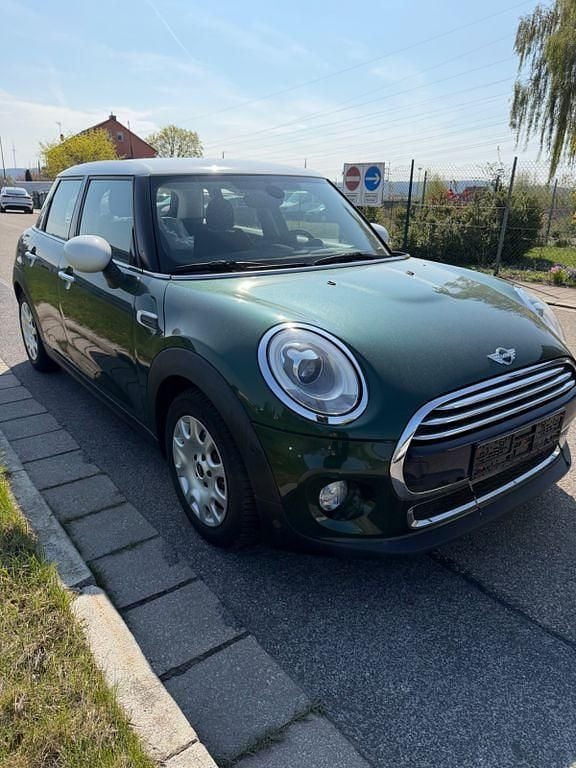 Usata Mini Cooper 136 CV (100 kW) 2016 Verde Utilitaria