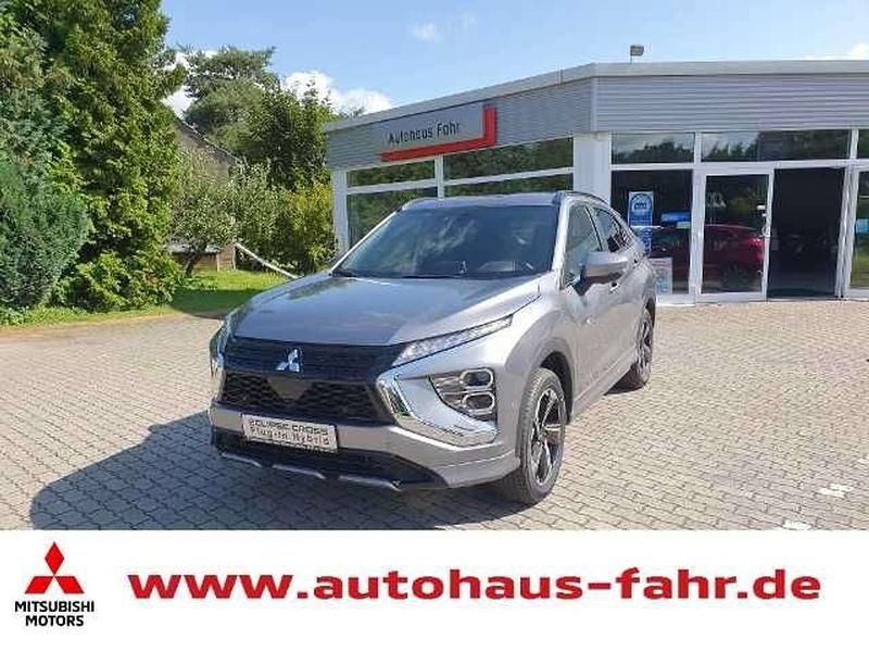 Platinumgrau Gebraucht 2024 Mitsubishi Eclipse Cross Top SUV | 29.490 € (Fairer Preis) - Bild 1/4