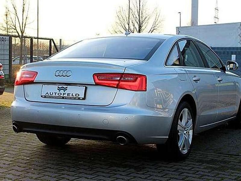 Gebraucht Audi A6 Business 204 PS (150 kW) 2012 Silber (metallic) Limousine