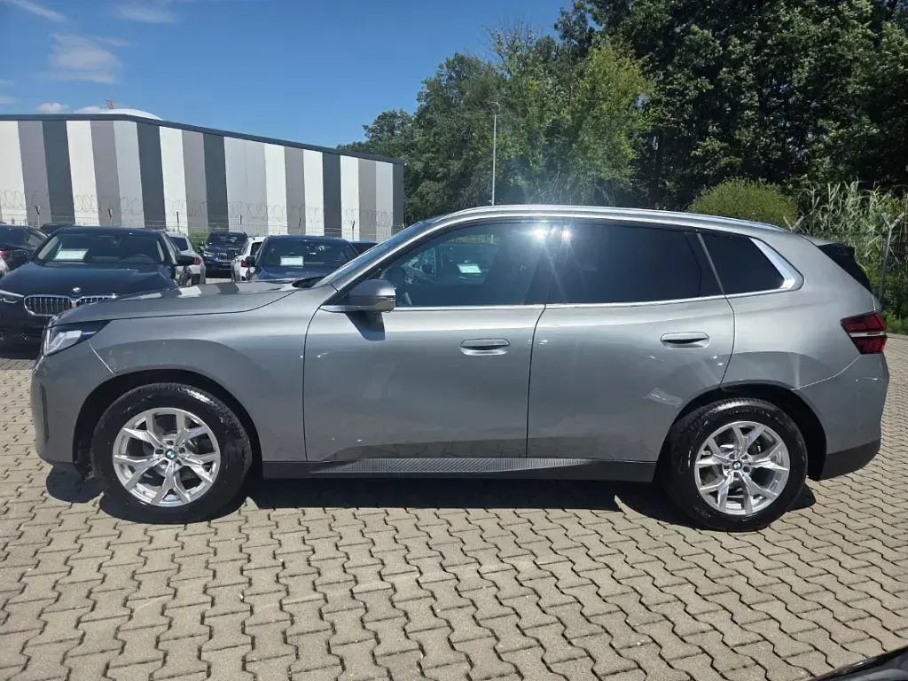 Gebraucht BMW X3 Sport Line 197 PS (144 kW) 2025 Grau SUV