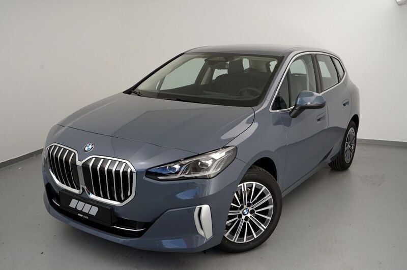 Gebraucht BMW 216 Active Tourer Luxury Line 122 PS (89 kW) 2024 Grau Van / Kleinbus