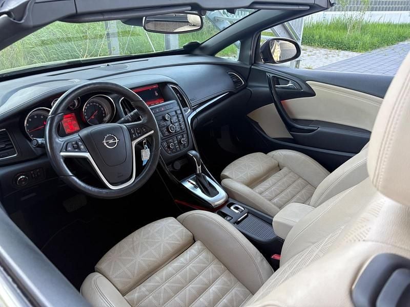 Gebraucht Opel Cascada Cosmo 170 PS (125 kW) 2016 Andere farben Cabrio