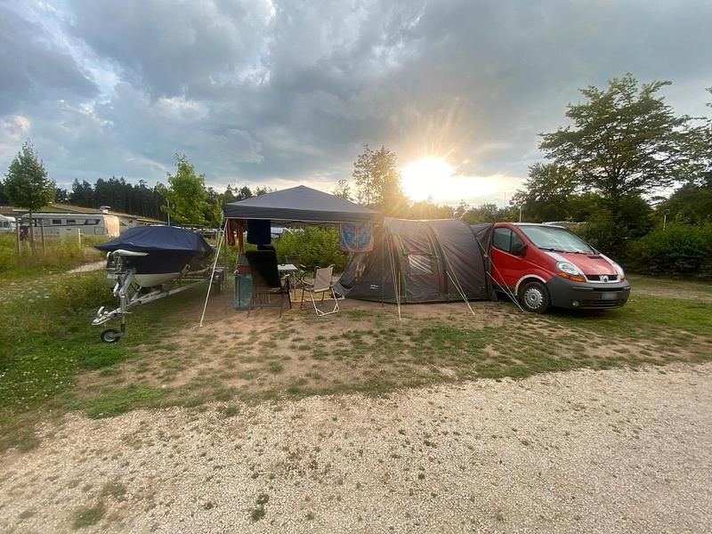 Gebraucht Renault Trafic 101 PS (74 kW) 2007 Rot Van / Kleinbus