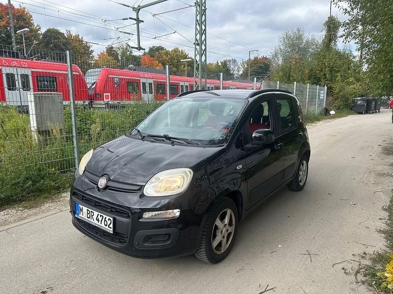 Schwarz Gebraucht 2012 Fiat Panda Lounge Kleinwagen | 4.500 € (Guter Preis) - Bild 1/4