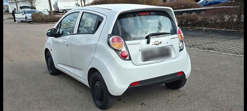 Second-hand Chevrolet Spark LS 68 CP (50 kW) 2011 Alb Hatchback