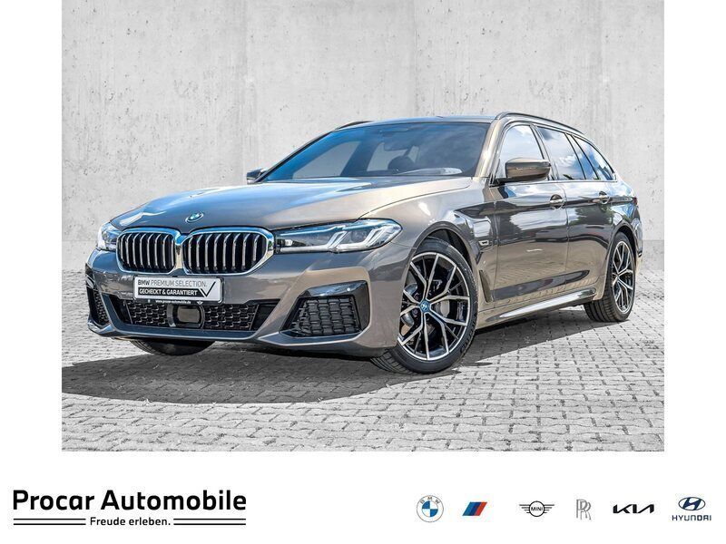 Grau Gebraucht 2024 BMW 530 M Sport Kombi | 53.990 € (Teuer) - Bild 1/4