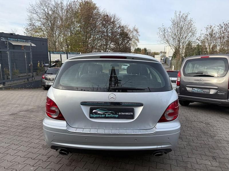Gebraucht Mercedes R280 231 PS (169 kW) 2009 Silber Van / Kleinbus