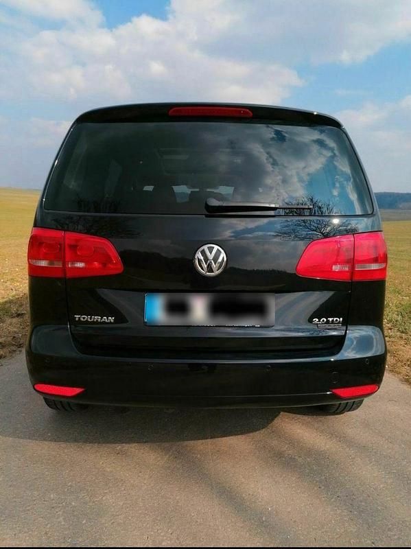 Gebraucht VW Touran Style 140 PS (102 kW) 2012 Schwarz Van / Kleinbus