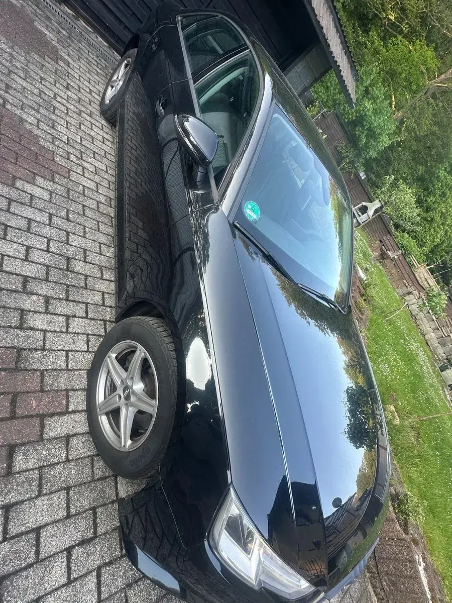 Gebraucht Audi A4 150 PS (110 kW) 2018 Schwarz Limousine