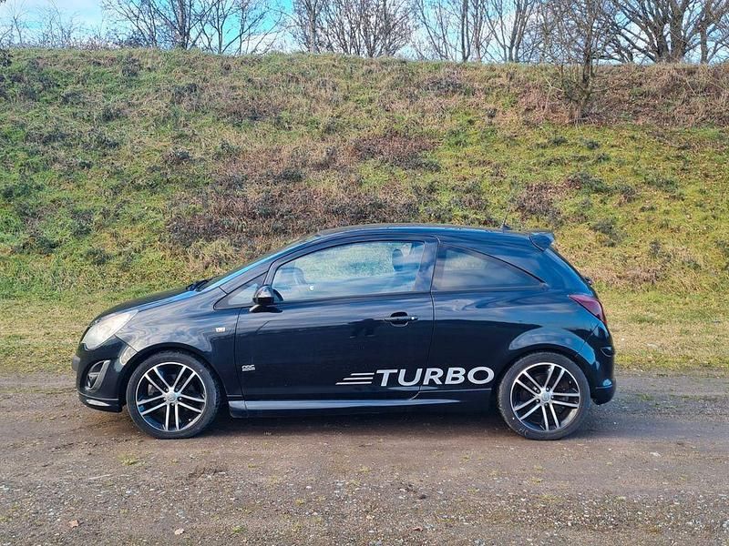 Gebraucht Opel Corsa OPC 120 PS (88 kW) 2012 Schwarz Limousine