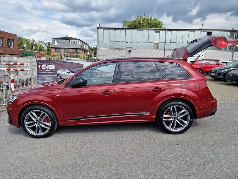 Rot Gebraucht 2022 Audi Q7 S-Line SUV | 60.500 € (Guter Preis) - Bild 1/4